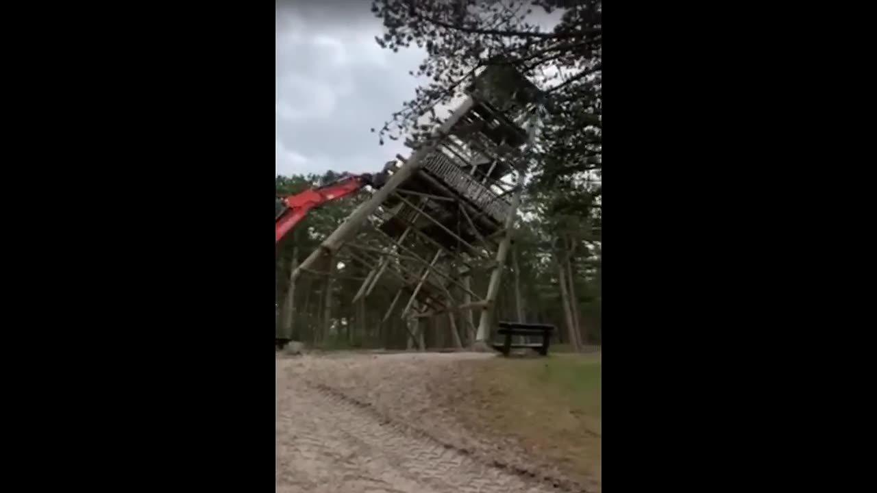 UNUSUAL MEMES COMPILATION V8