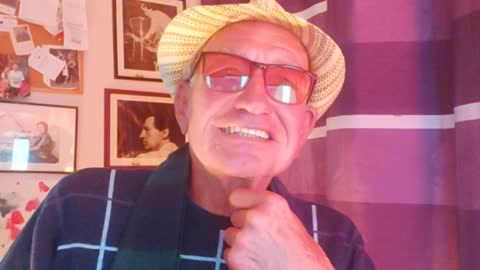 Cottonfields Revival Show with DJ Presenter Malcolm