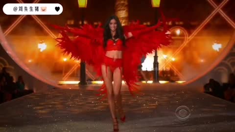 Victoria's Secret - God's Eye 720-degree camera, 4K, no problem