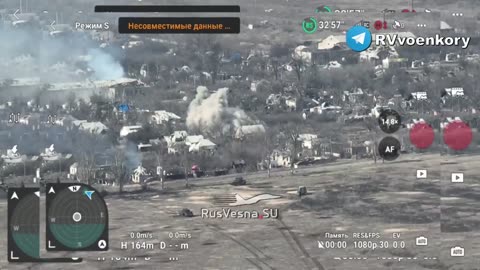 Impenetrable Russian tanks storm another fortress city - Krasnogorovka