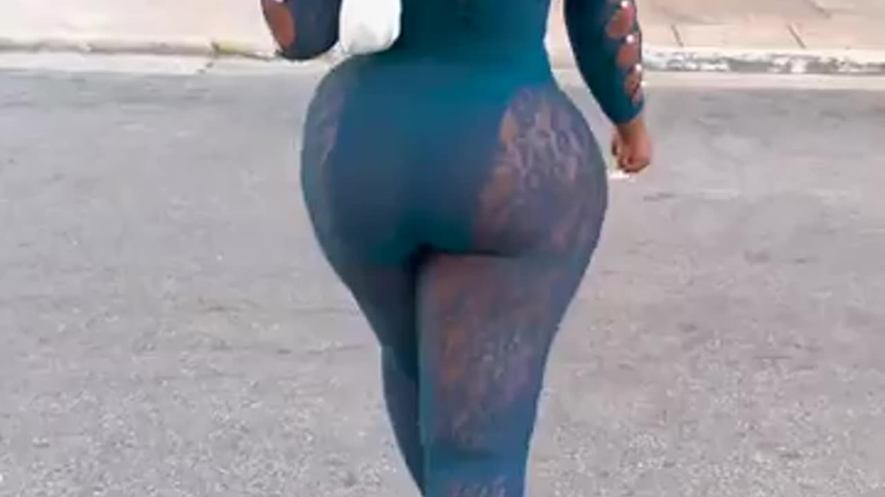 Thick fine ass girl bypass.