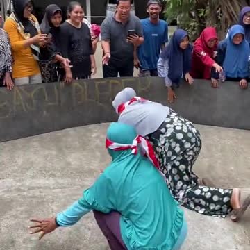 Live footage of the FBI trying to prosecute Trump