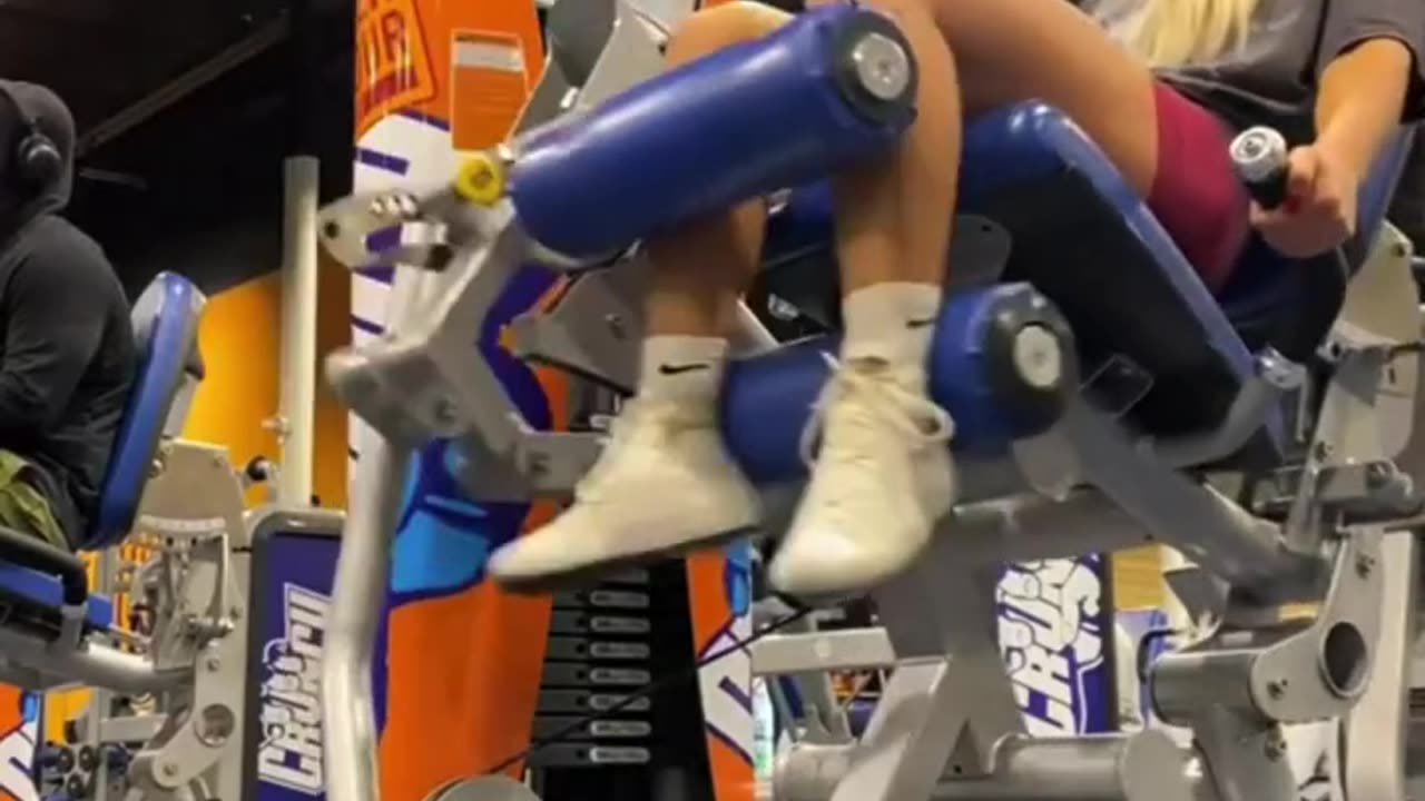 Leg Day Mastery - Unlock Your Lower Body Potential 🦵🎓