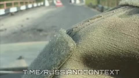 🔥👀 Kursk region. Destroyed bridge and pontoon crossing over the Seym River.