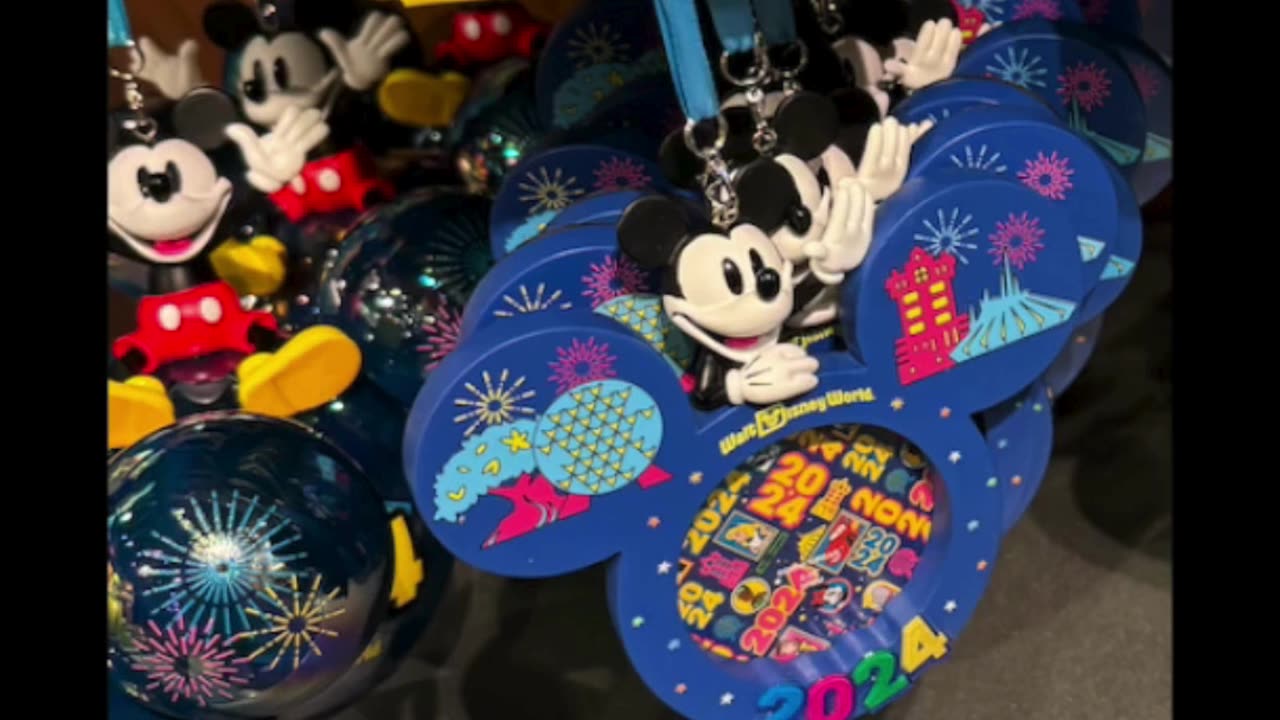 Disney Parks Mickey Mouse 2024 Photo Frame Ornament #shorts