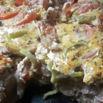 Friends, homemade pie