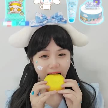 CINNAMOROLL MUKBANG🍼🩵 #tiktok #shorts