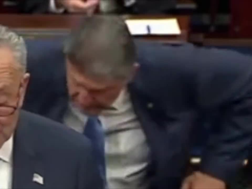 Manchin Visibly Disagrees With Schumer And WALKS OUT During Speech