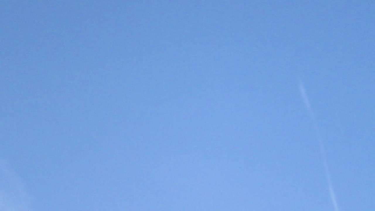 on the chemtrail line.....4/24/22....Northern Virginia