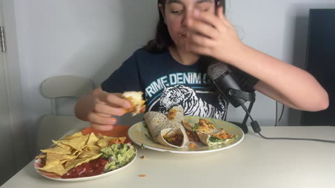 ASMR Bean wrap mukbang