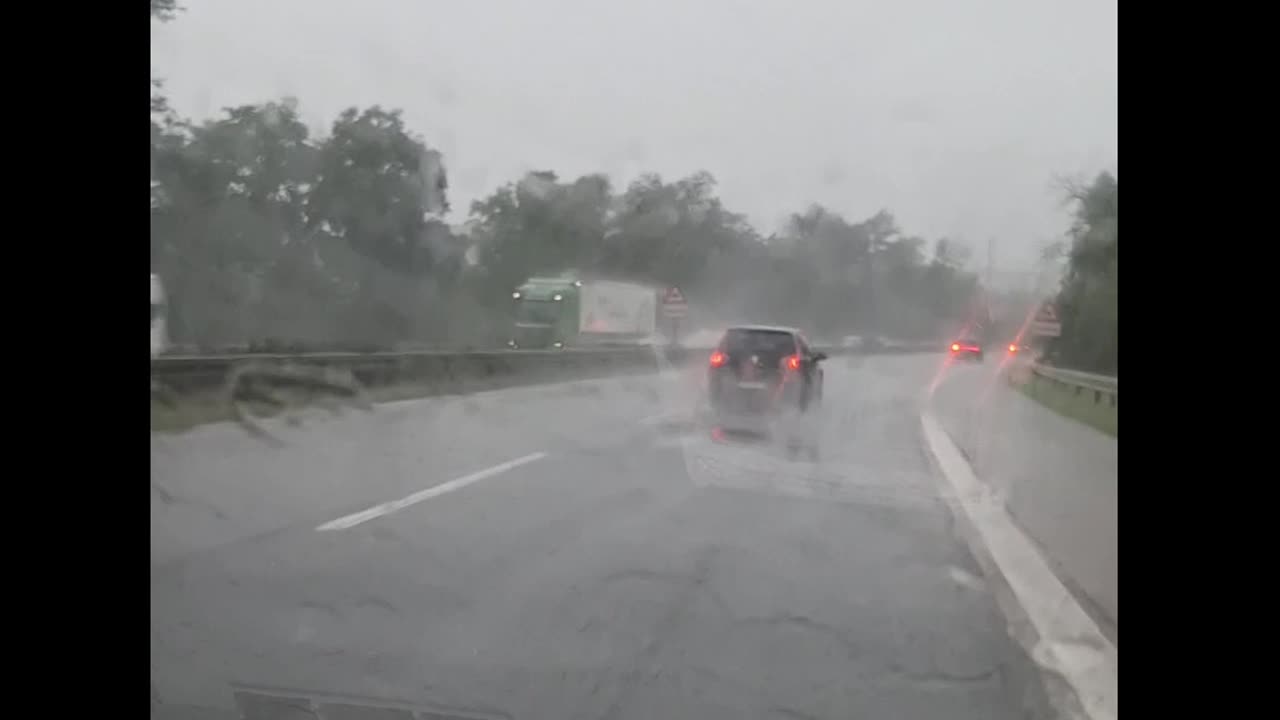 Unwetter in Nürnberg und Fürth 16 Uhr heute