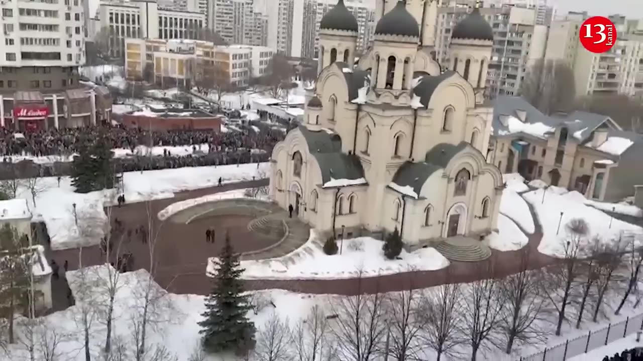 Thousands of people defy Putin on streets of Moscow - this is considered last chance for Russians