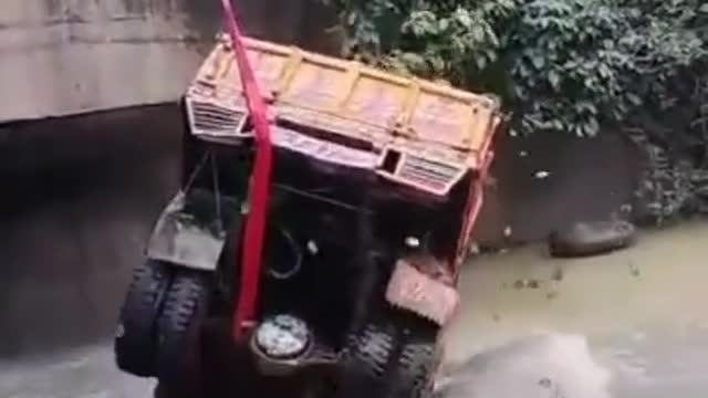 Truck Accident !