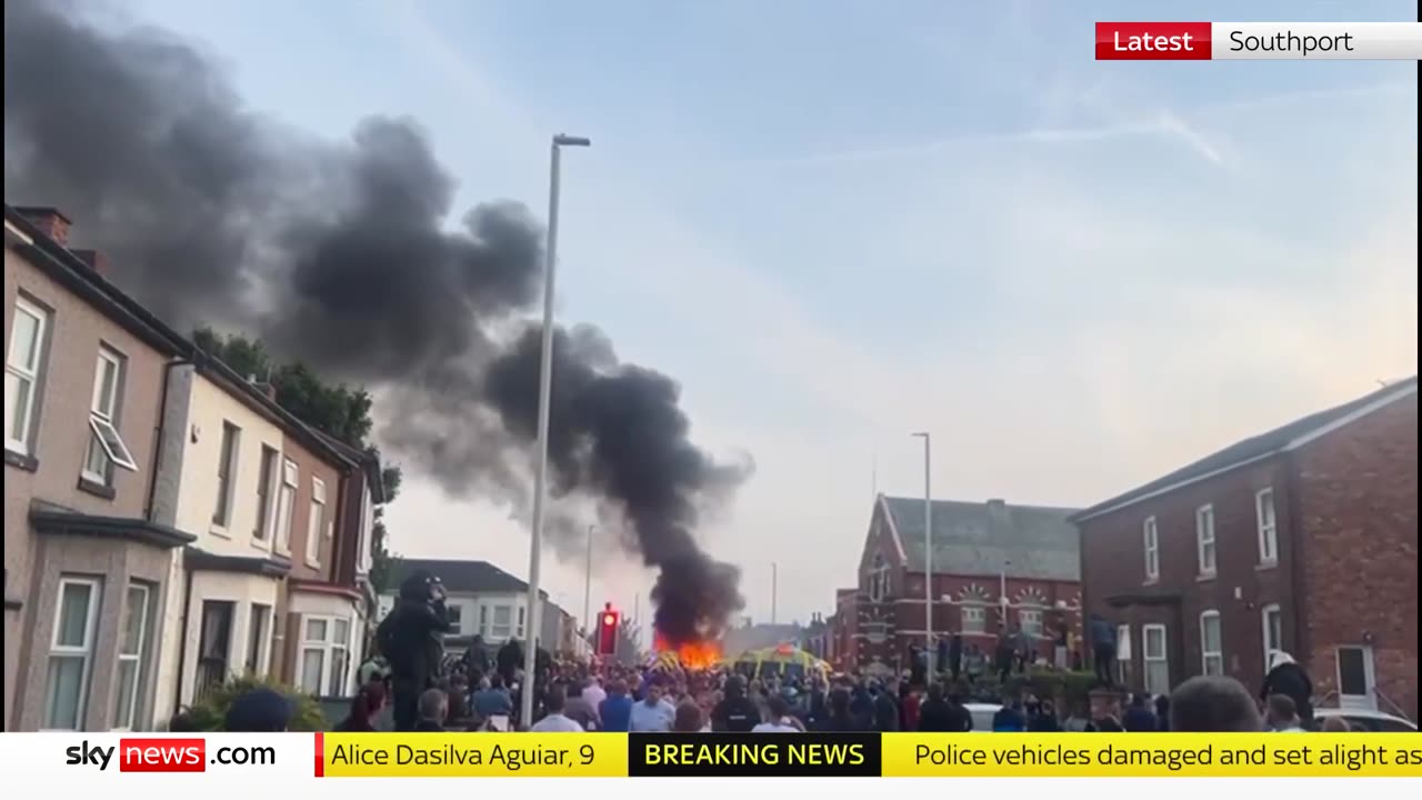 Southport stabbings: Police attacked as violence breaks out outside mosque