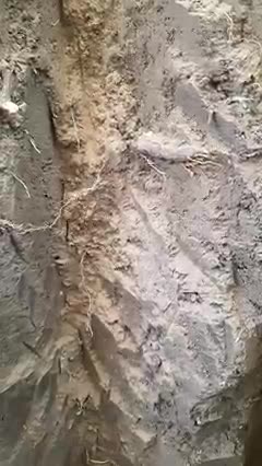 Ukraine soliders fighting in trenches