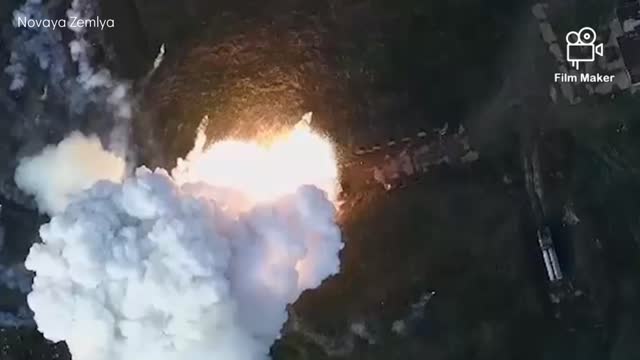 The epic destruction of Ukrainian S-300 air defence by Russian Lancet kamikaze drone