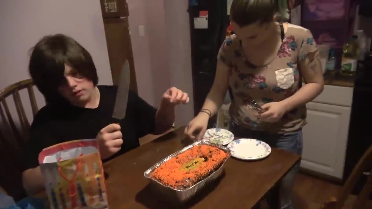 Violette1st- SISTER BAKES BROTHER'S XBOX CONTROLLER IN OVEN INSIDE CAKE