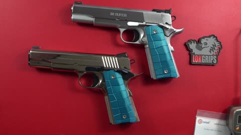 Les Baer Custom Hard Chrome UTC 1911 (.38 Super) & Standard Manufacturing Nickel 1911 comparison