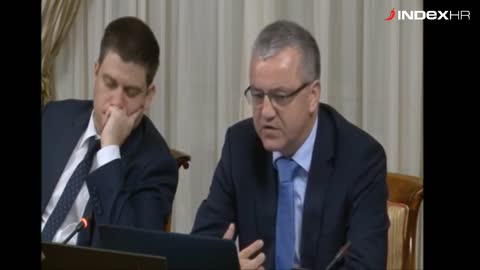 Butković ubio oko na sjednici Vlade