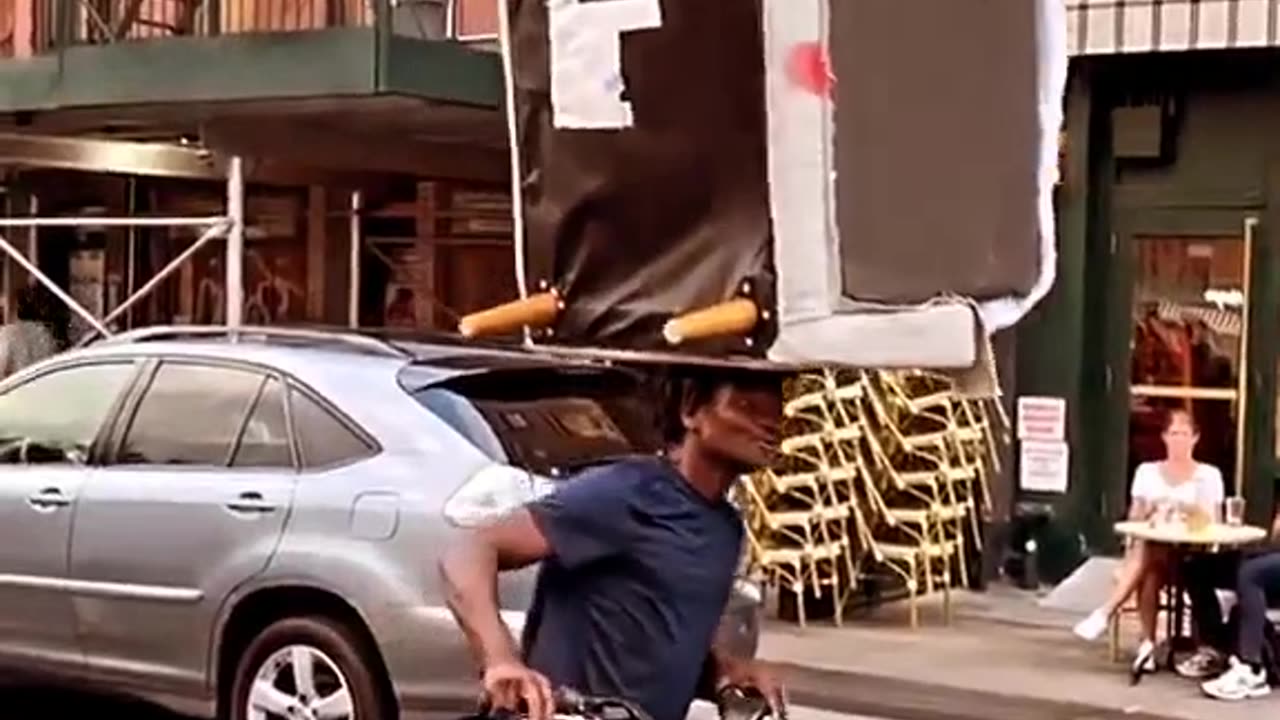 Tutorial de como carregar sofá na bike