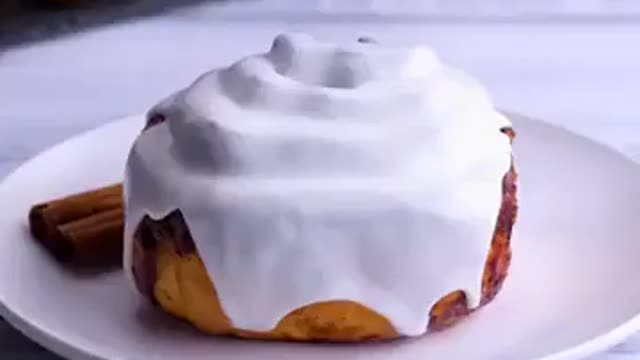 Tricks marketers use when filming food ads...🧐