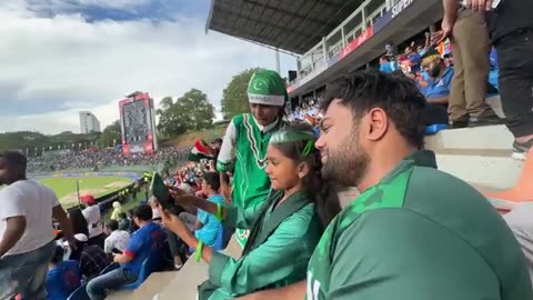 Watched India Vs Pakistan In Stadium With Sourav Joshi 😍 | Baarish Ne Poora Match Kharaab Kar Diya 😭