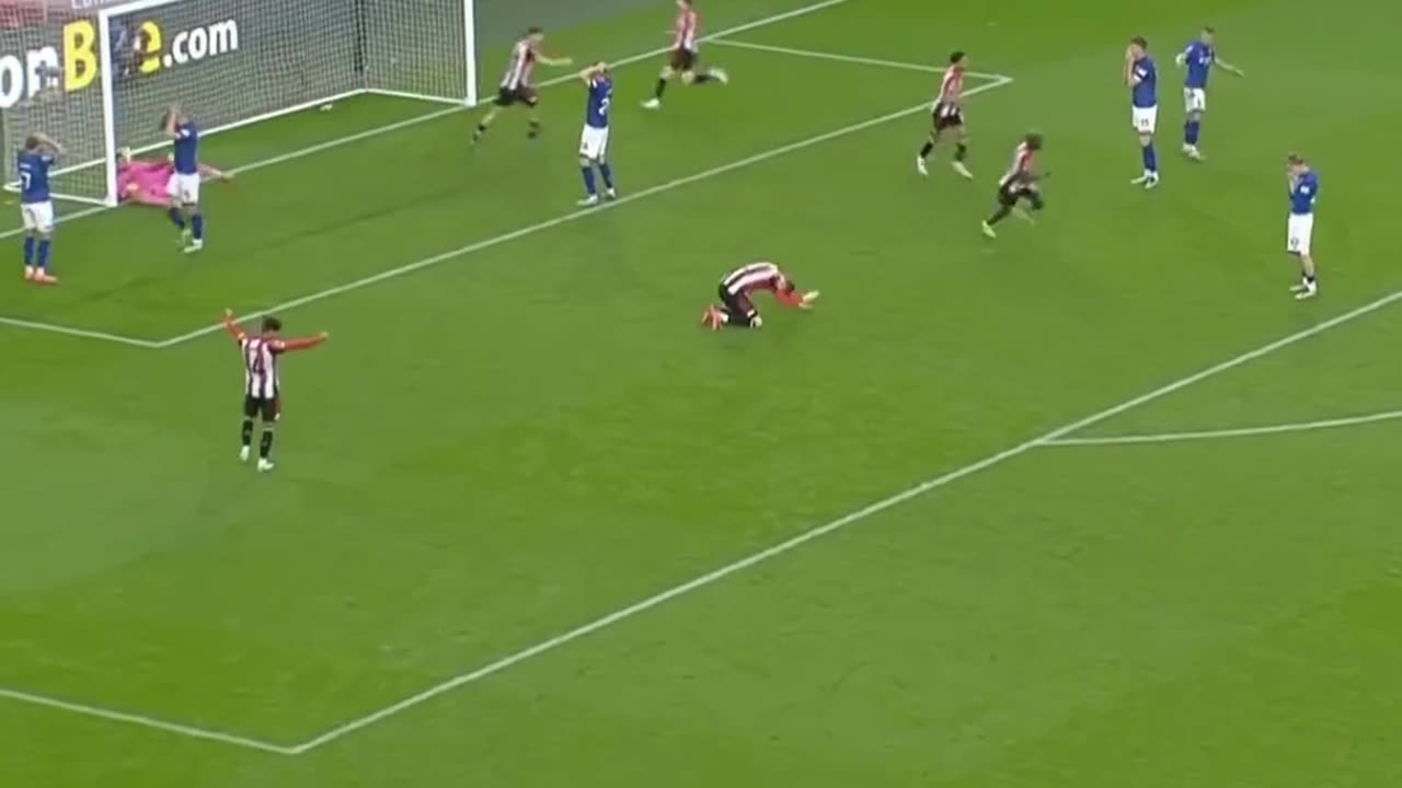 Mbuemo GOAL 90+6 Brentford 4 - 3 Ipswich !!