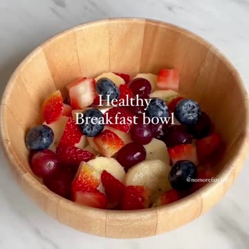 Healthy breakfast bowl!🍫🍌🫐🍓🥣 -