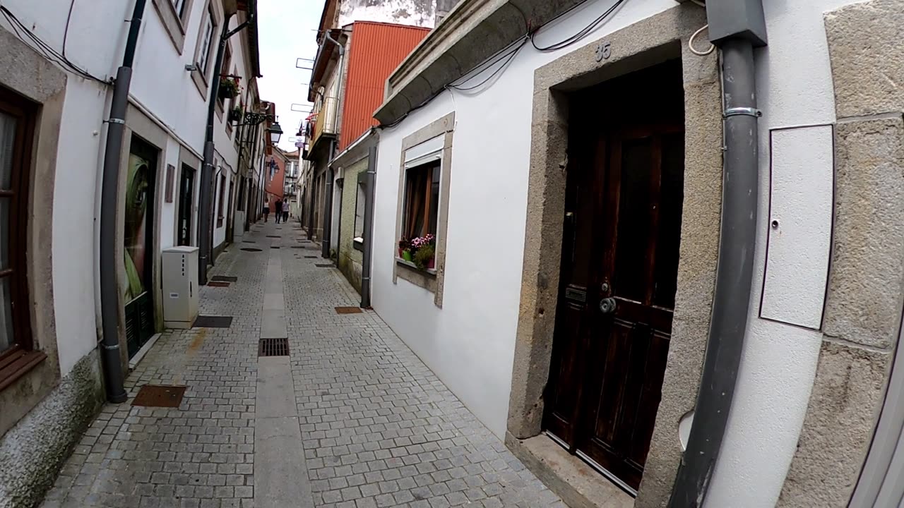 Viana do Castelo, walking through the historical centre