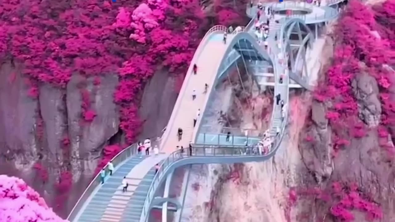 Places in the World that don't feel real - China! Part 13