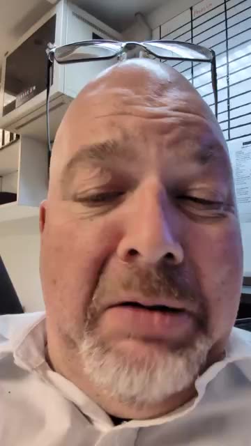 Celebs threaten to leave America