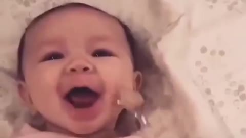 It's so funny, this little kid's video makes you sure to be happy and happy