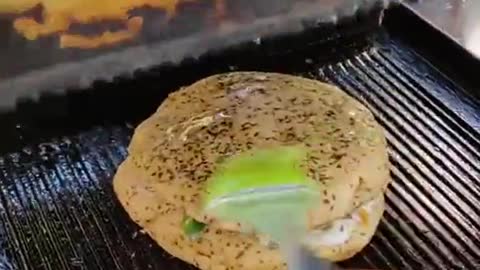 Freshly grilled burgers on the streets of Mumbai