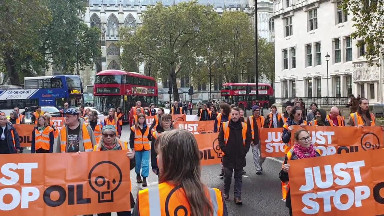 Eco Zombies Clog the Roads of London