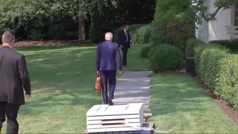 Joe Biden MISSED the sidewalk on his way to Oval Officev