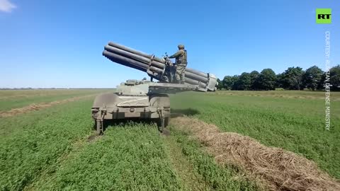 Multiple Rocket Launcher Systems Destroy Ukrainian Army Positions