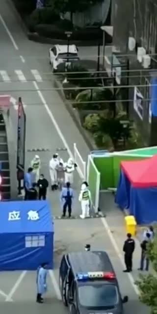 China (Shangrao, Jianxi Province): Woman detained and allegedly taken to quarantine camp