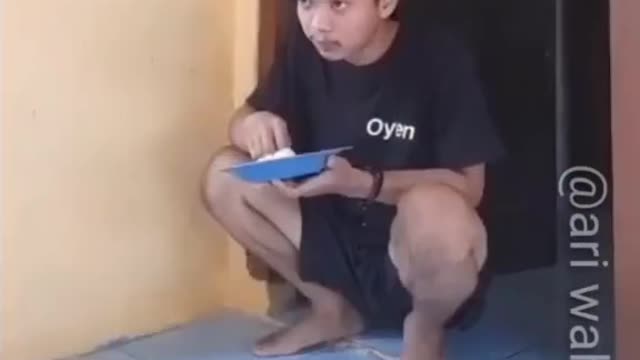 Lucu banget bikin ngakak