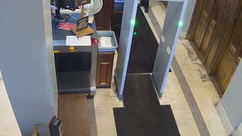 1017RSOB01DelAveADADoor_2021-01-06_15h20min20s943ms.mp4