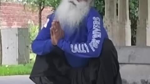 Watch Sadhguru Doing Yoga👌