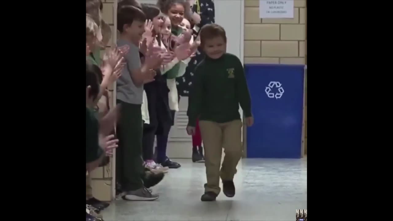 6 year old got welcomed back at school after beating Leukemia