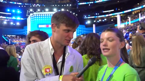 This dude literally asking REAL politicians