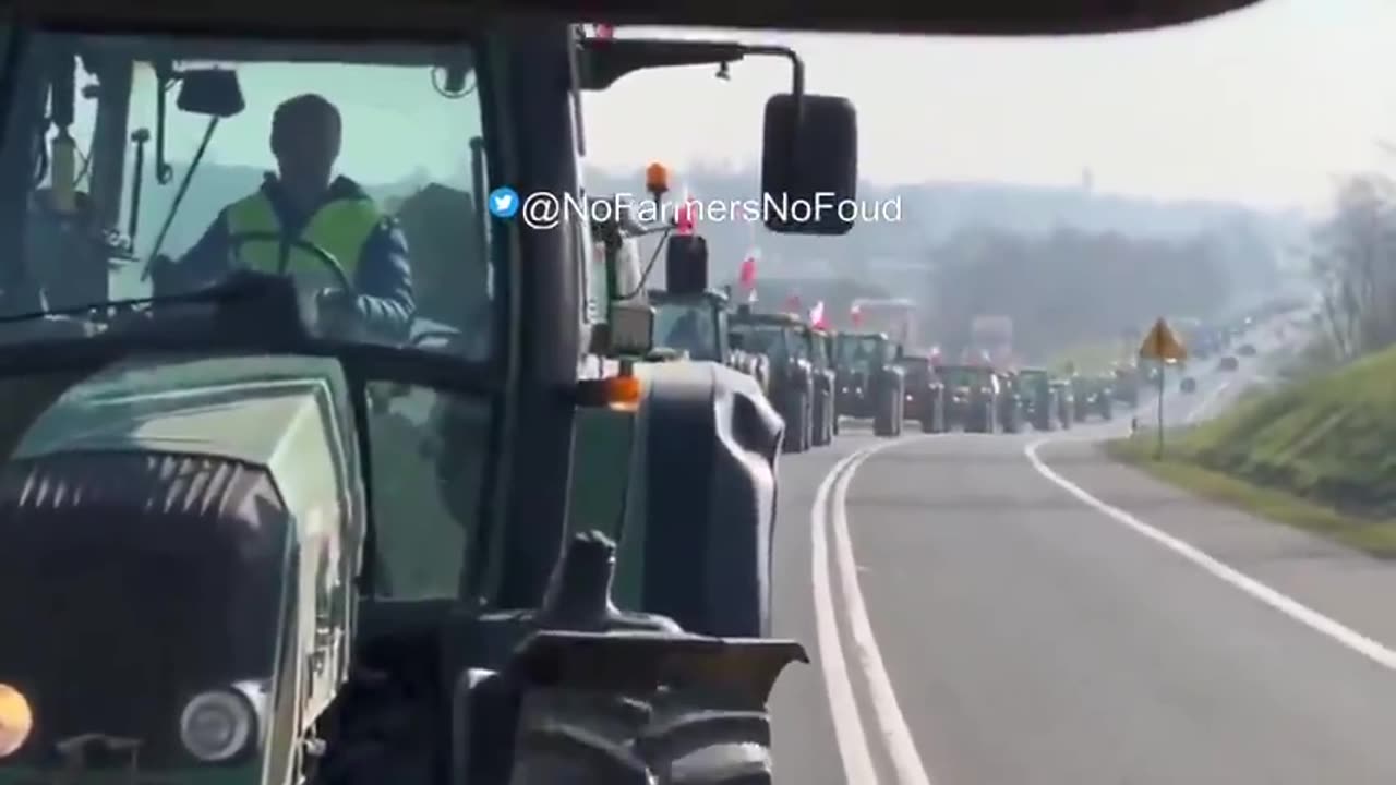 70,000 Polish farmers protest against the governments Green Deal