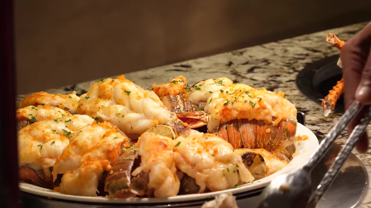 UNLIMITED LOBSTER Brunch & Korean SEAFOOD BBQ in Las Vegas! $125 Sterling Brunch, BEST in Vegas