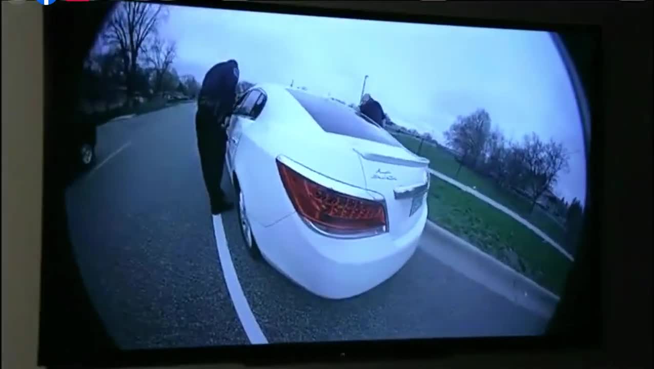 Police release video of Daunte Wright's death