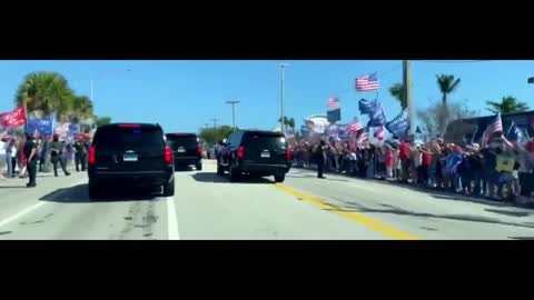 Mar-a-Lago today and the crowd was quite happy.