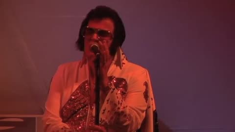 Norm Bakker sings 'An American Trilogy' Elvis Week 2007