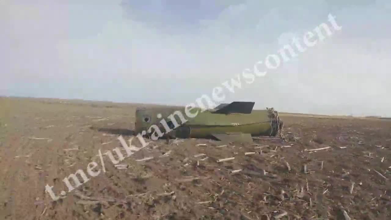 ❌March 2022.The first weeks of the special operation. Ukrainian "Tochka-U" flew to Melitopol.