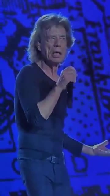 Just watch Mick Jagger’s face after he praises Trudeau.