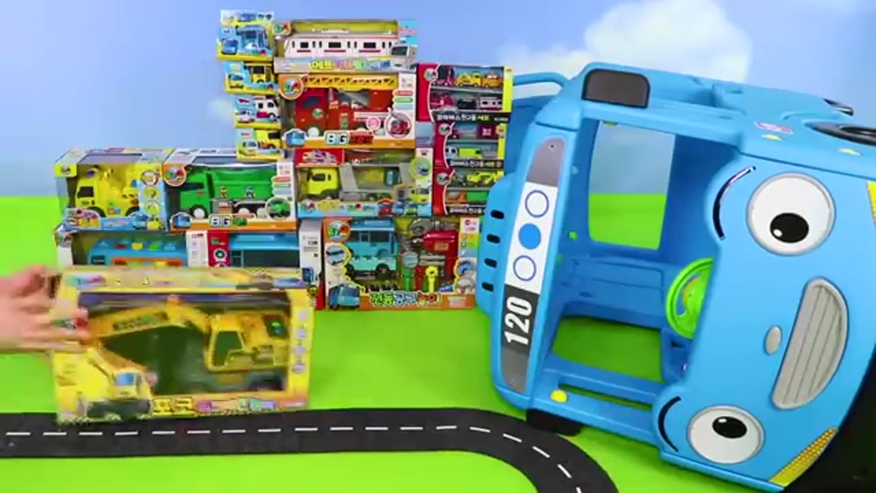 Tayo the Little Bus Friends Toys - Excavator, fire truck, police toy car for kids